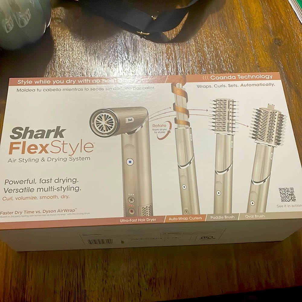 Shark flex style
